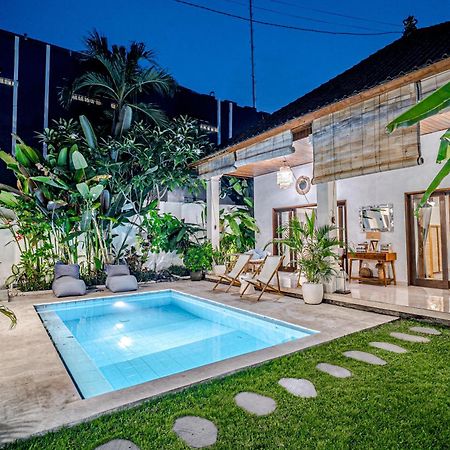 Villa Deba 3 By Bali Villa Solutions スミニャック エクステリア 写真